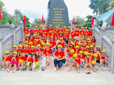 TRƯỜNG MẦM NON HOA MAI: HÀNH TRÌNH VỀ NGUỒN – GIÁO DỤC LÒNG YÊU NƯỚC CHO CÁC BÉ QUA CHUYẾN THAM QUAN DI TÍCH LỊCH SỬ ĐIỆN BIÊN PHỦ